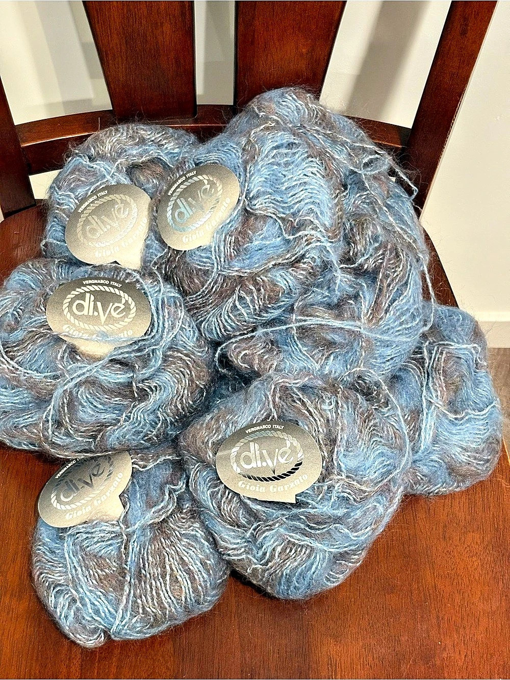 14 Skeins Di.Vè Gioia Garzato Italian Mohair Blend Yarn, Blue, 850m
